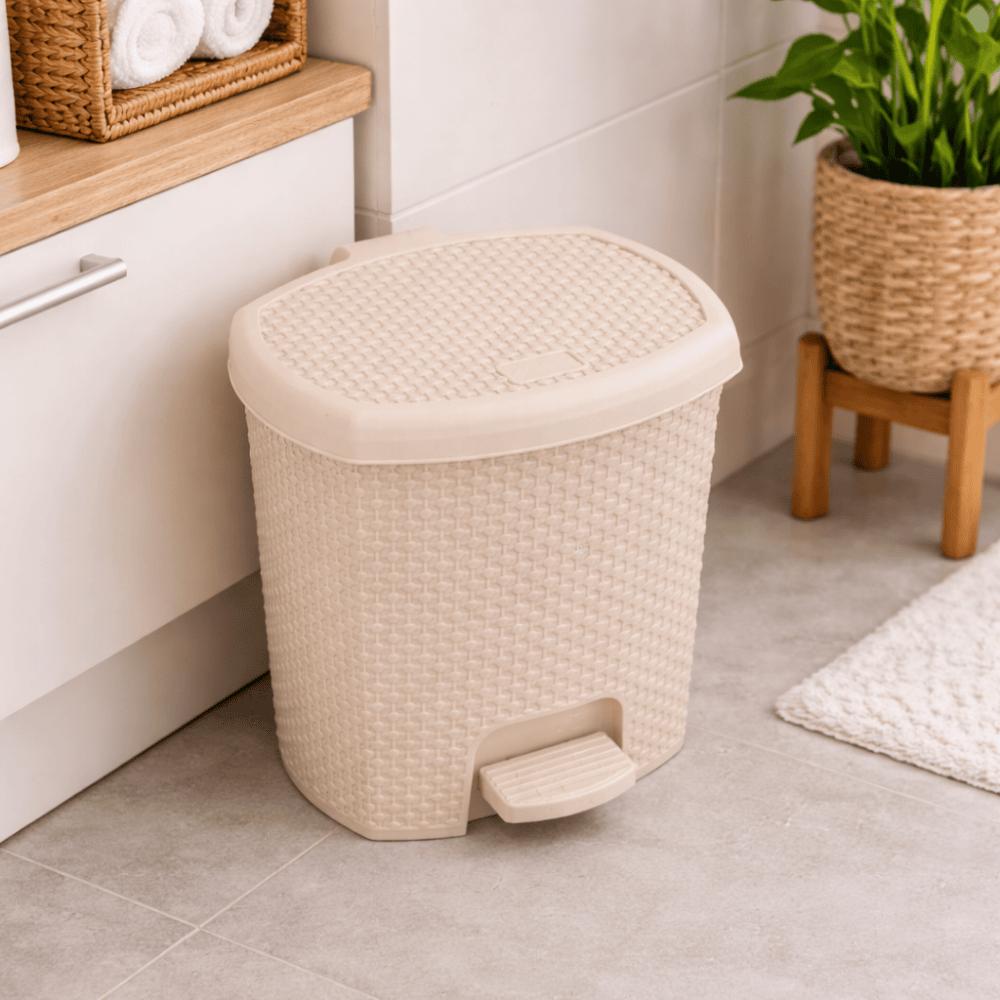 Lixeira Naturalle Rattan C/Pedal 14,5Lt Ar Rischioto