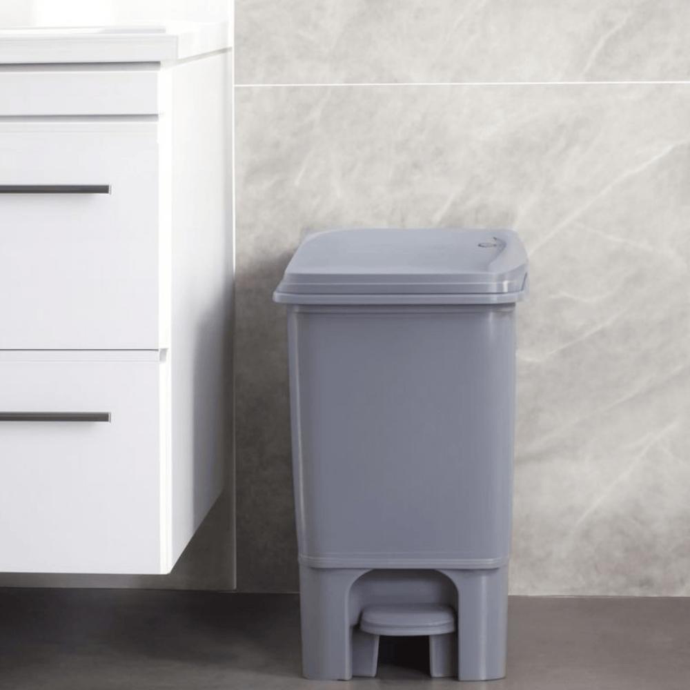 Lixeira Com Pedal 7,5L Ercaplast