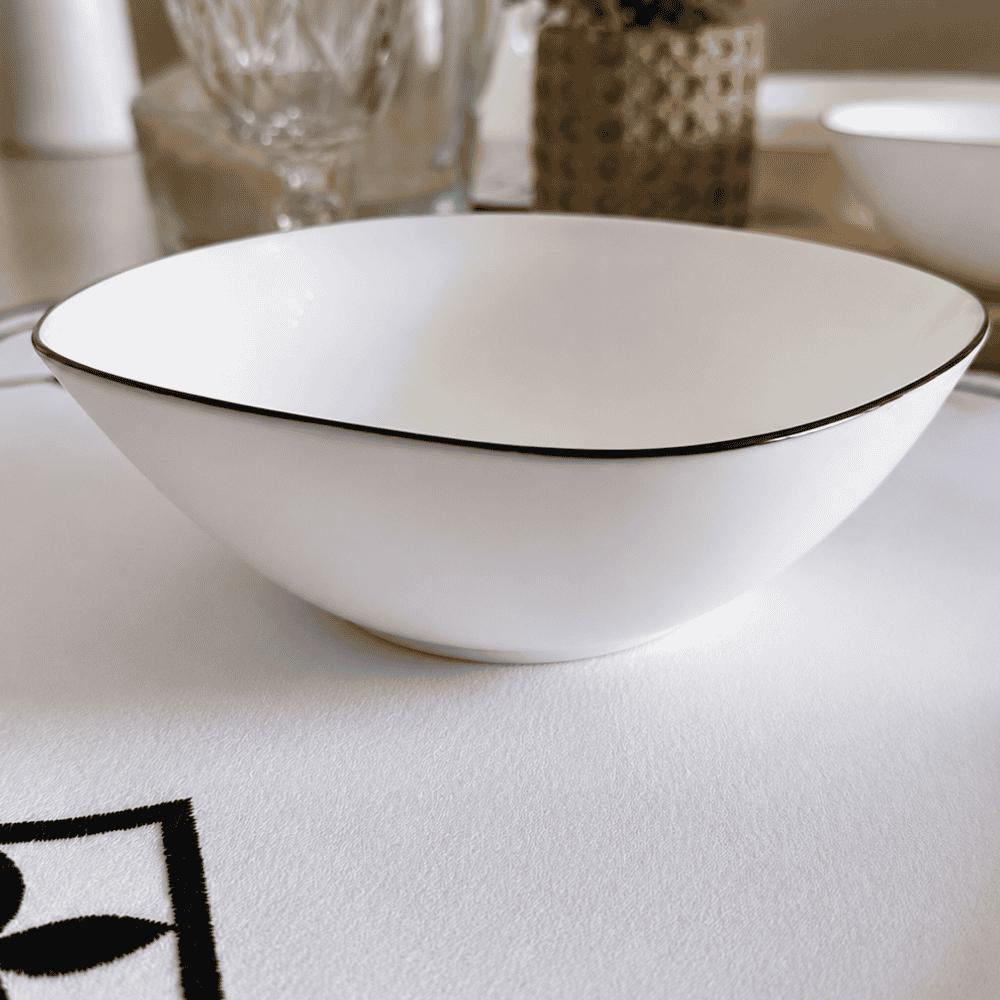 Bowl Dama Opalino com Filete Preto 480ml Full Fit