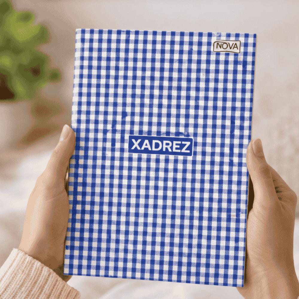 Caderno Universitário Costurado Xadrez Azul 96 Folhas