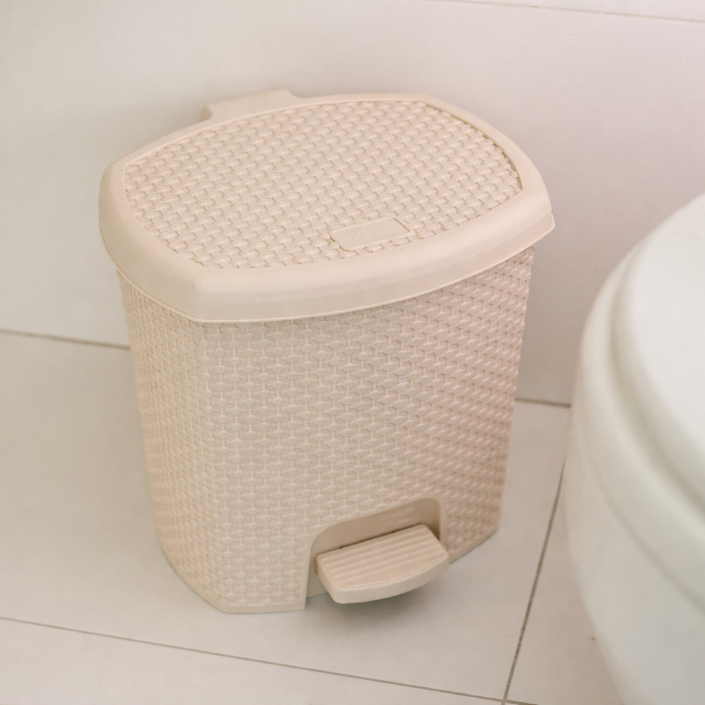 Lixeira Naturalle Rattan C/Pedal 14,5Lt Ar Rischioto