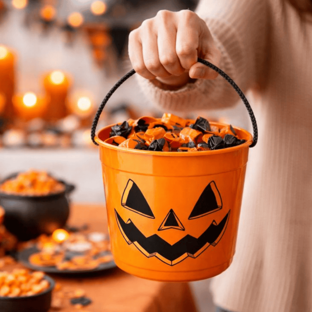 Baldinho Com Alça De Cordão Halloween Laranja 3L