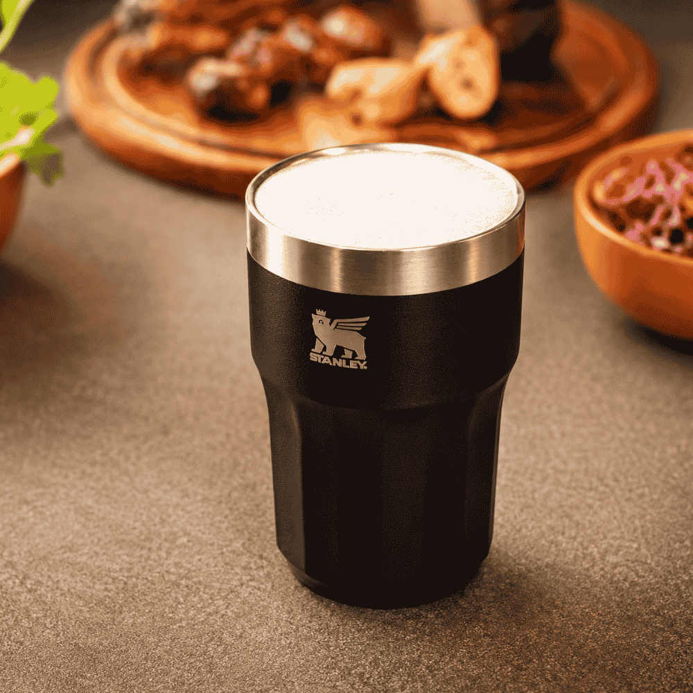 Copo Stanley Happy Hour Tumbler Foundry Black 384ml