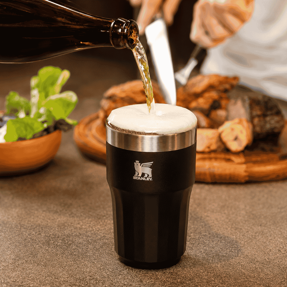 Copo Stanley Happy Hour Tumbler Foundry Black 384ml