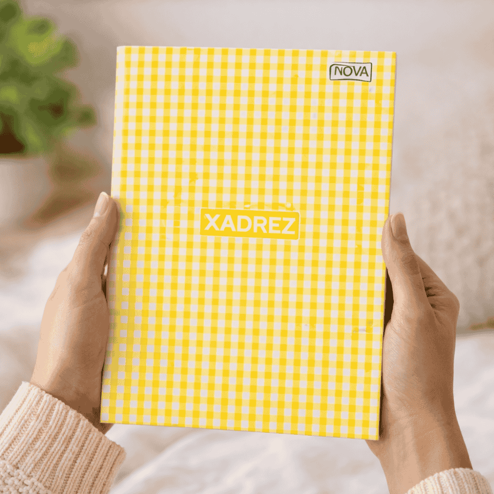 Caderno 1/4 Costurado Capa Dura 96 Folhas Xadrez Amarelo Multi