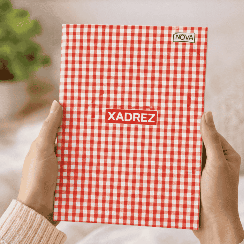 Caderno Universitário Costurado Xadrez Vermelho 96 Fls
