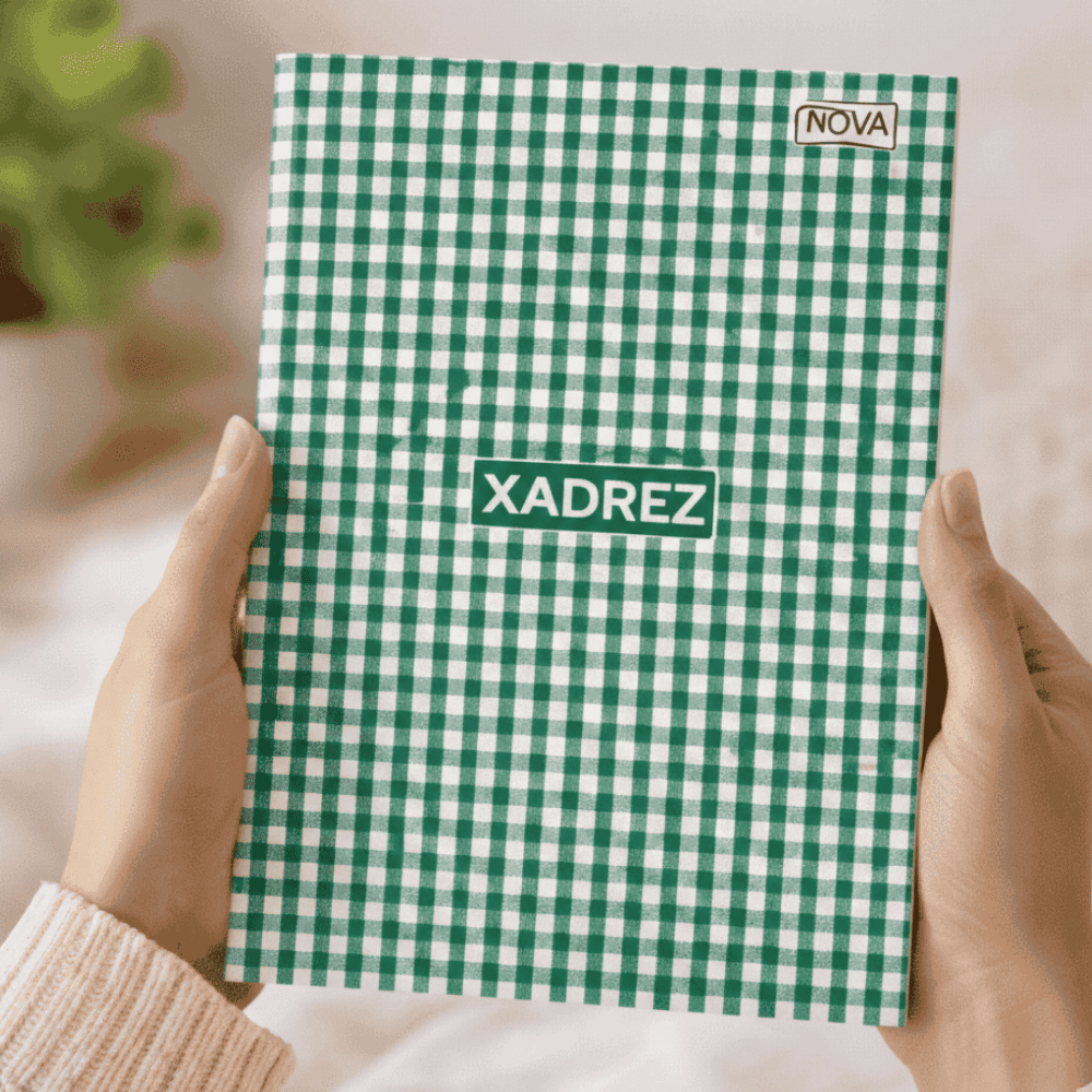 Caderno Universitário Costurado Xadrez Verde 96 Folhas