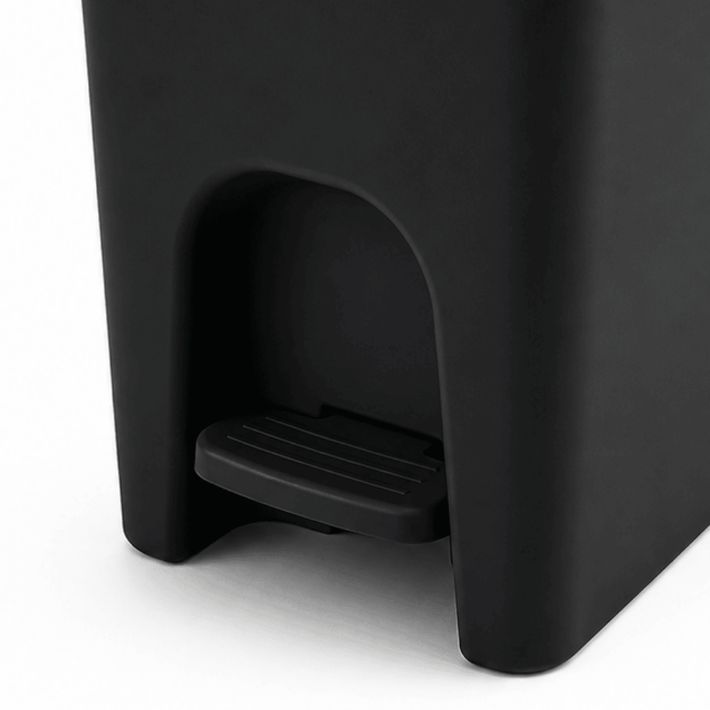Lixeira de Pedal 8L Preto Giplas