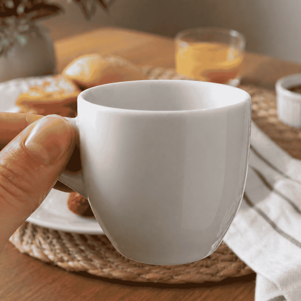 Xícara de Café Lisa Branca 50ml Horacilio